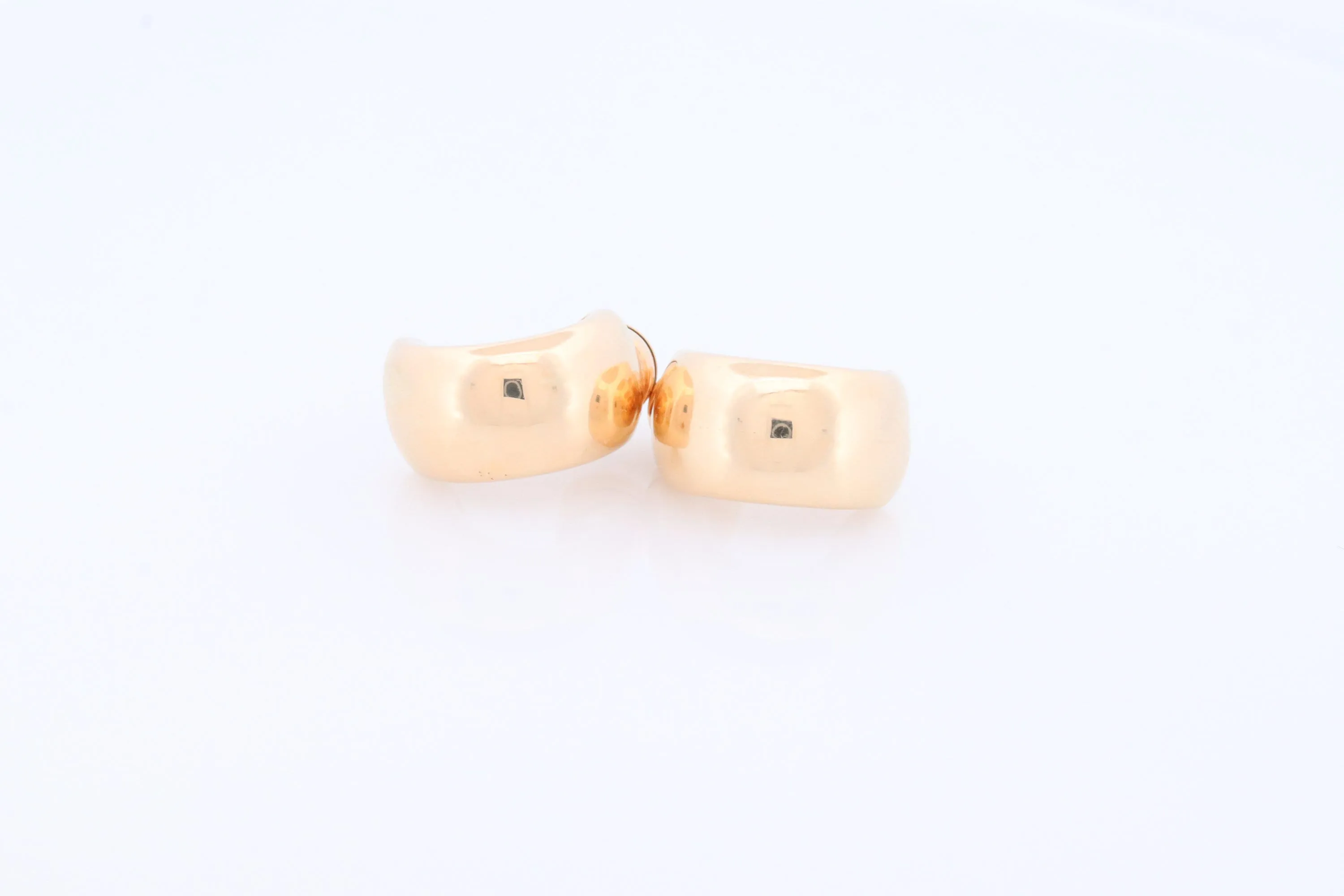 14k Gold Puffed Hollow HOOP Clip On Earrings. Large HOOP earrings Magnetic Hoops for Unpierced Ears. Wide Hoops. st72