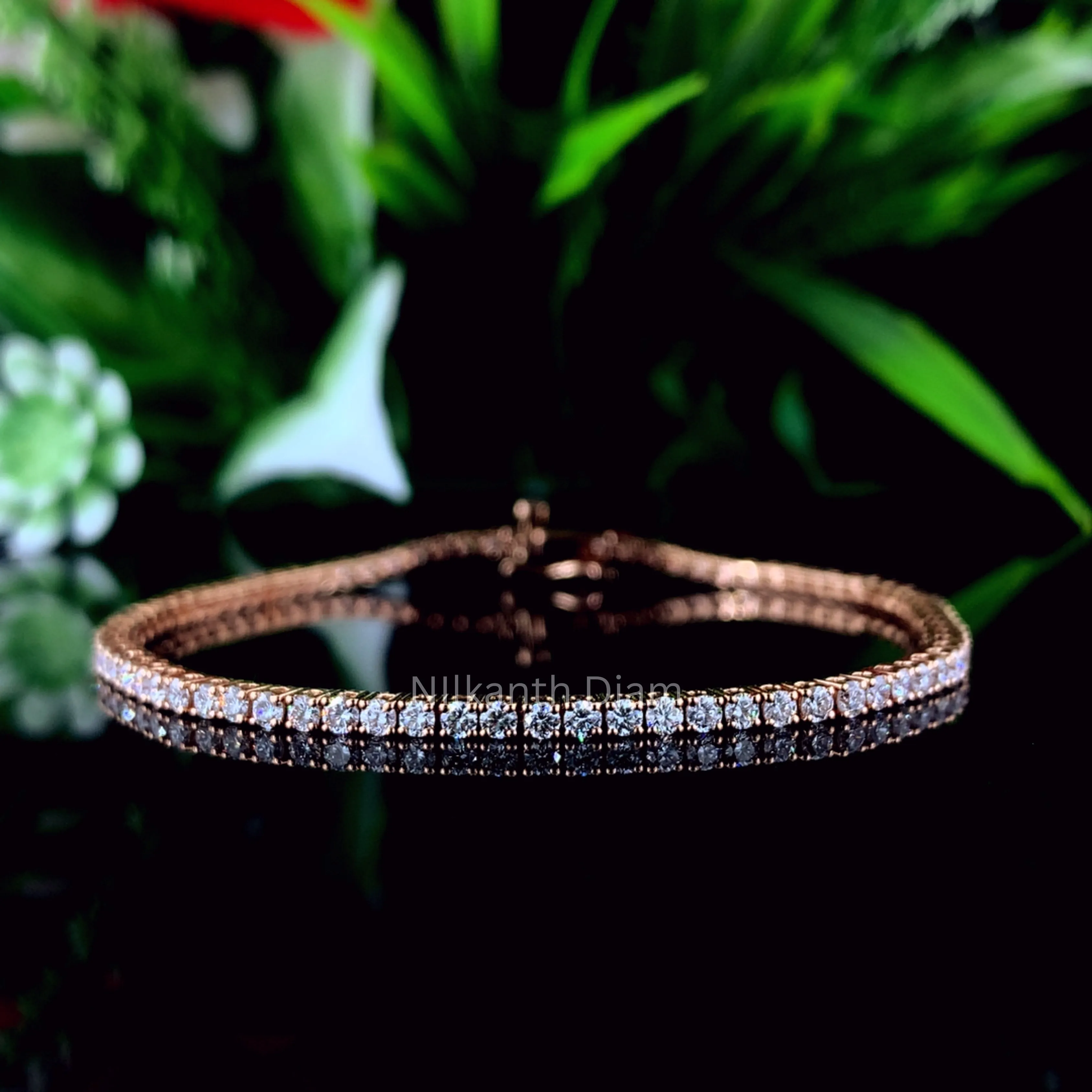 2 TCW Round Diamond tennis Bracelet