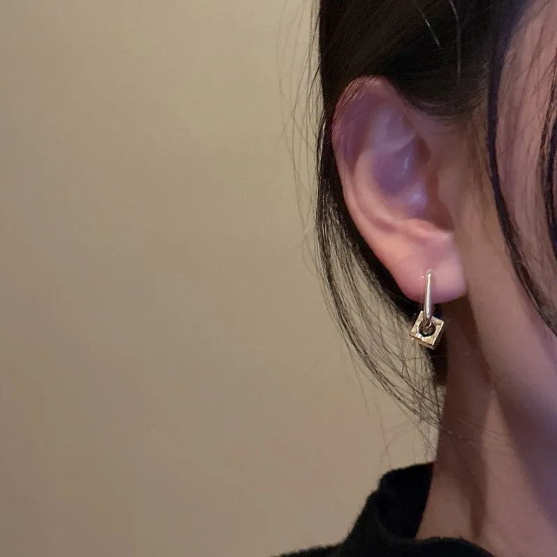 925 sterling silver stylish square design earring