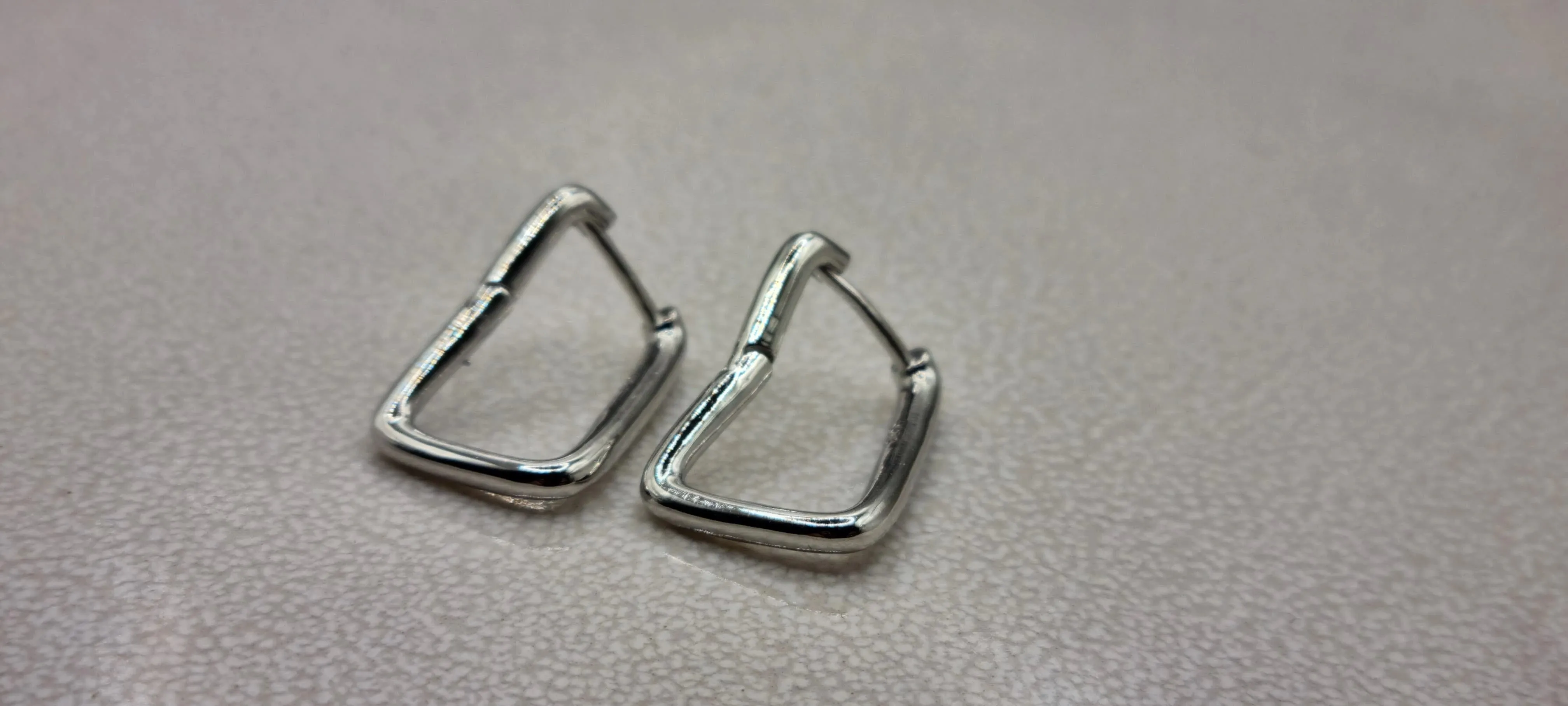 925 Sterling Silver Twisted Elegant Hoop Earrings