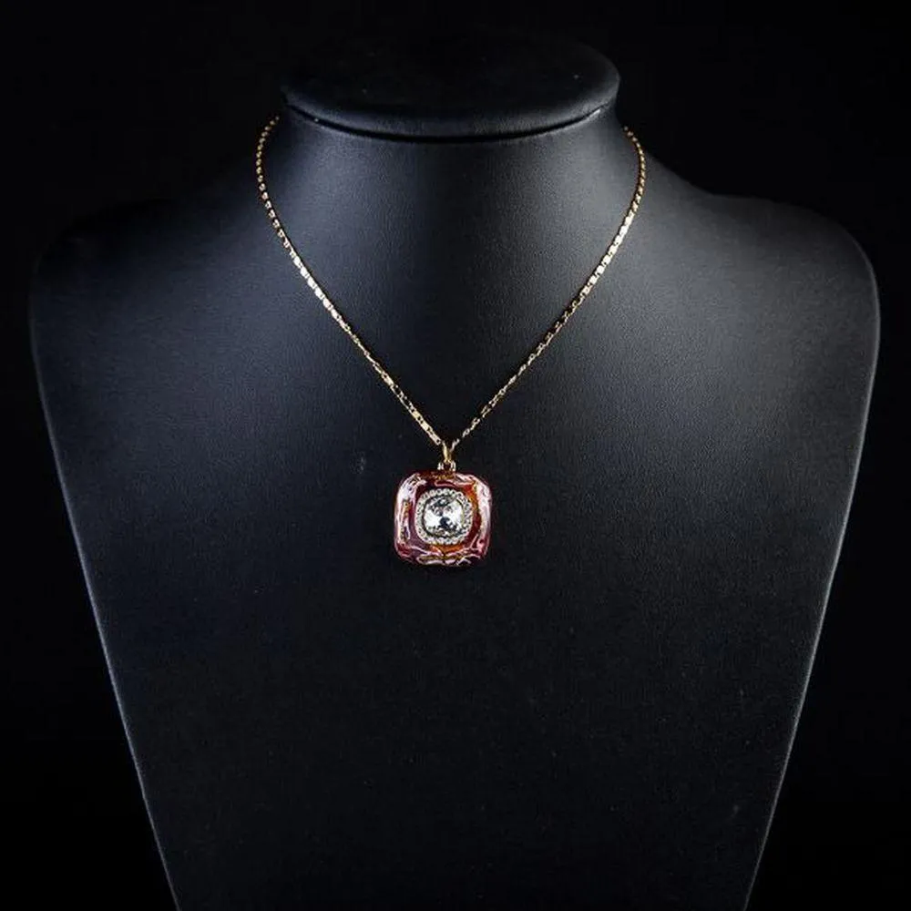 Artistic Squircle Necklace