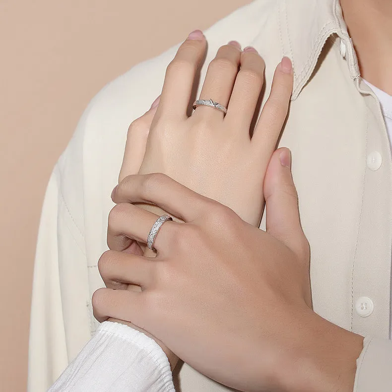 Customized His Hers Couple Wedding Rings Set