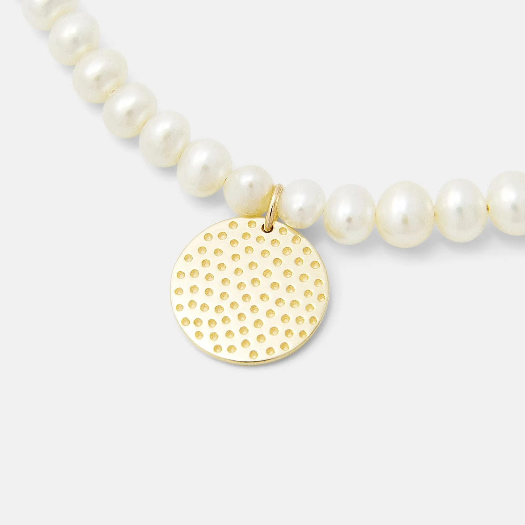 Dots Texture Solid Gold Pendant on Pearls