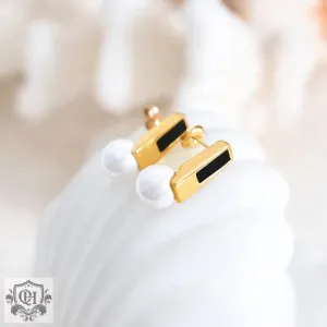 Elegant 18K Gold Pearl Strip Earrings