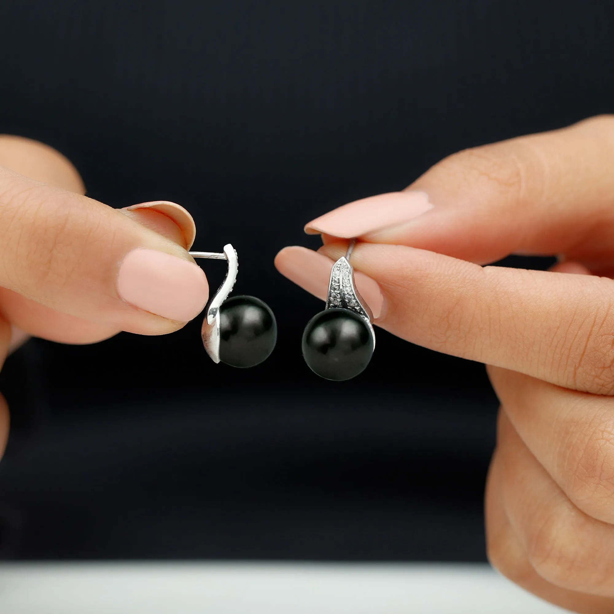 Elegant Black Pearl Drop Earrings with Diamond
