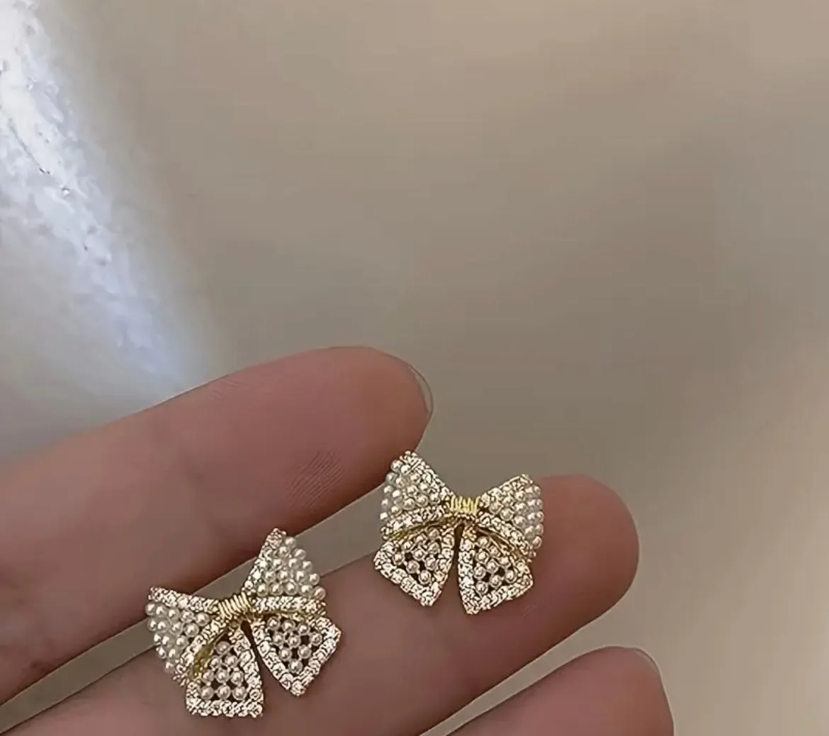 Elegant Bow Pearl & Crystal Studs