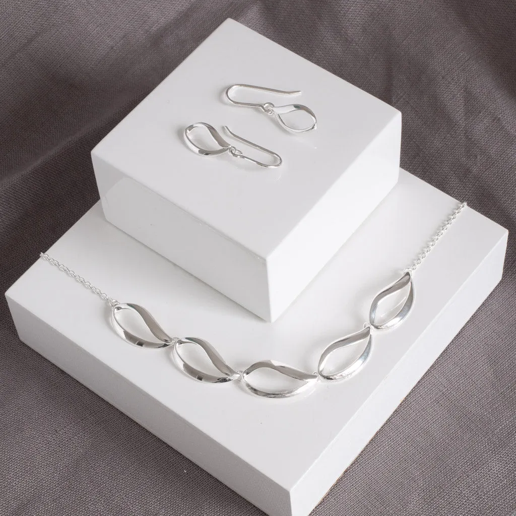 Elize Teardrop Drop Earrings