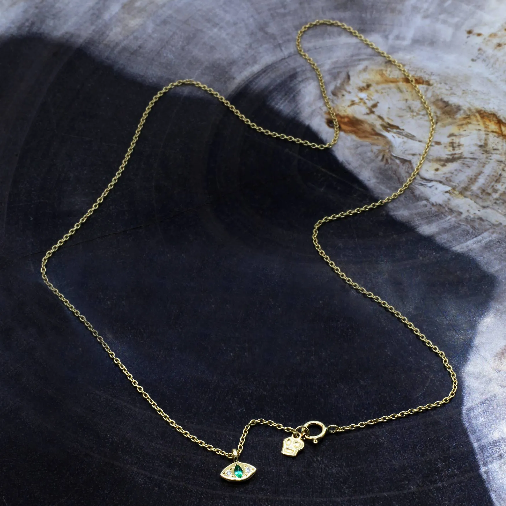 Emerald   10k Gold Cat Eye Pendant Necklace