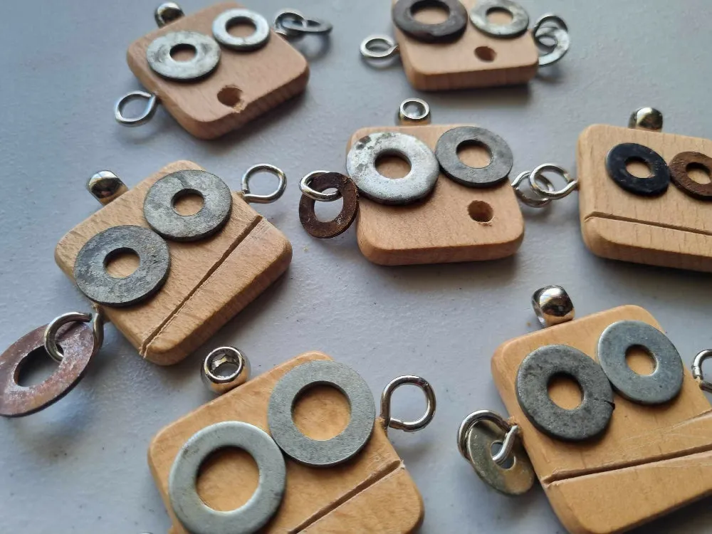 Fun and Unique RoboChic Necklaces