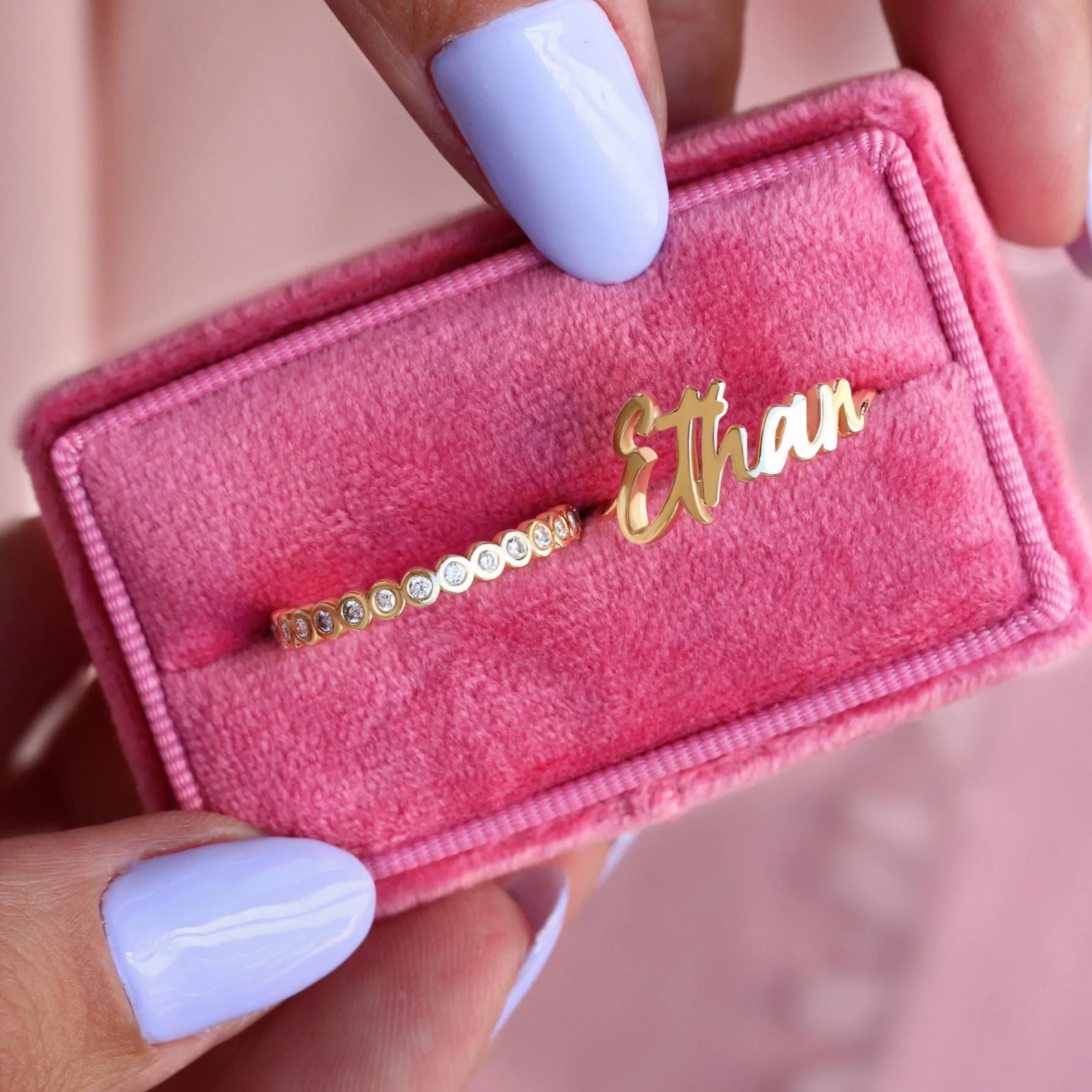 Graffiti Personalized Gold Name Ring