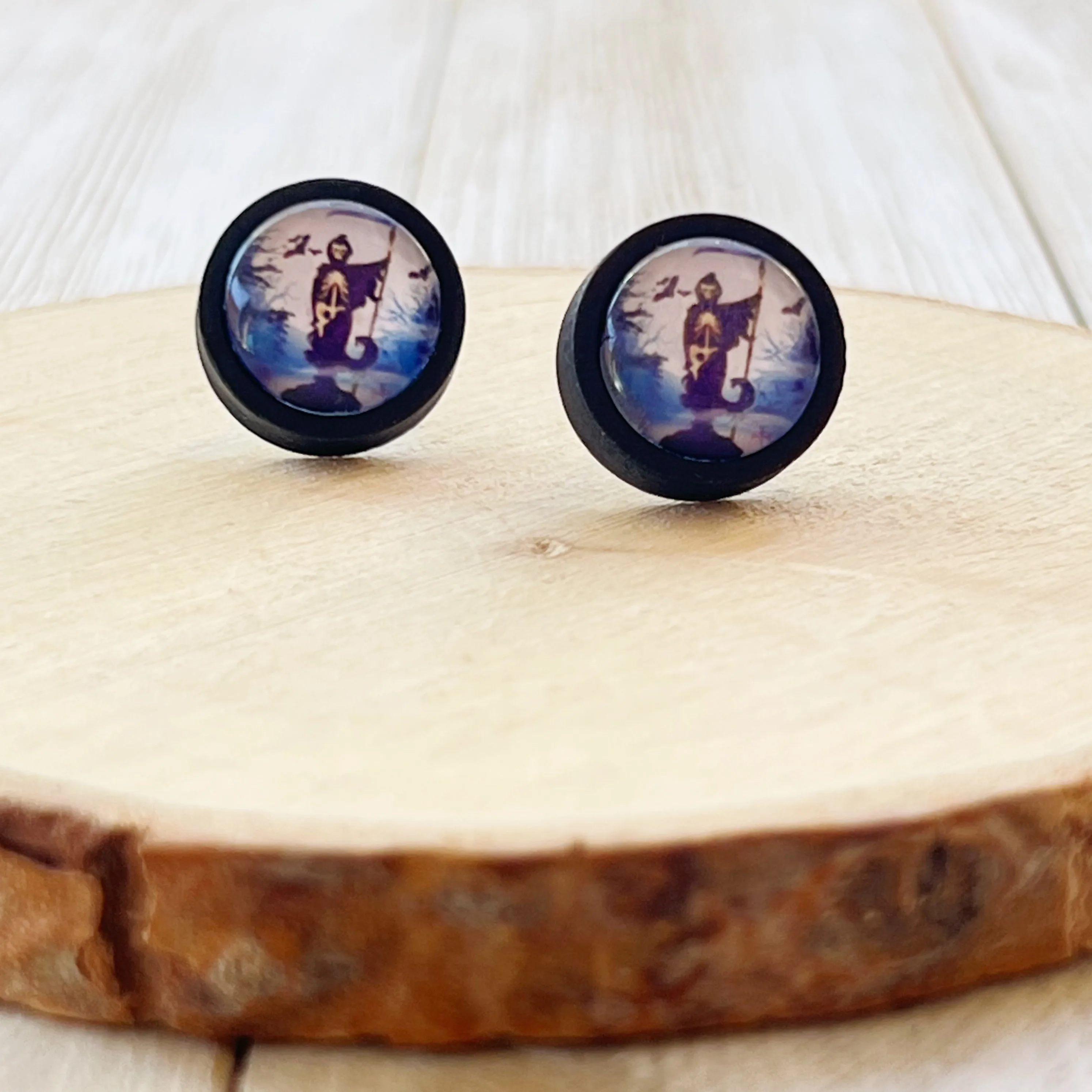 Grim Reaper Black Wood Stud Earrings - Spooky and Stylish Halloween Accessories