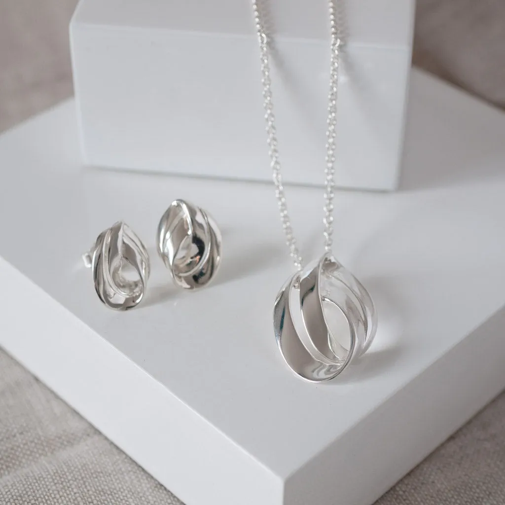 Helene Silver Pendant Necklace