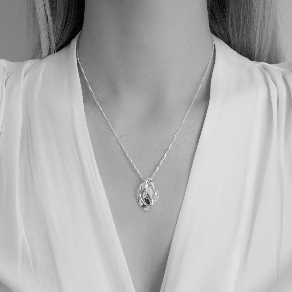 Helene Silver Pendant Necklace