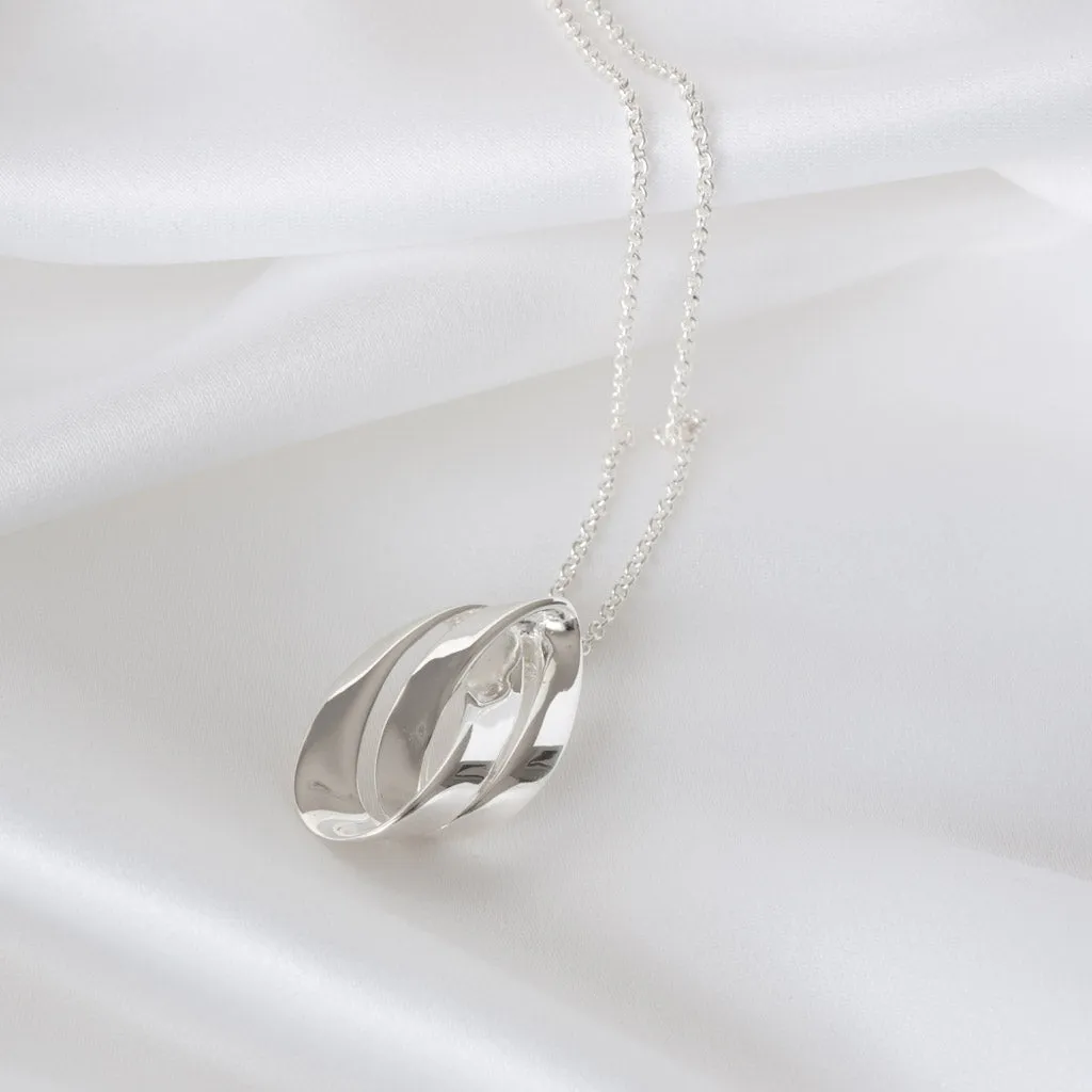 Helene Silver Pendant Necklace