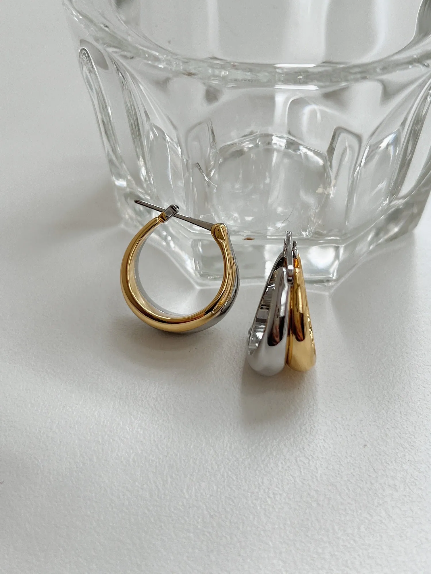 Kim Minimalist Mixed Metal Hoops