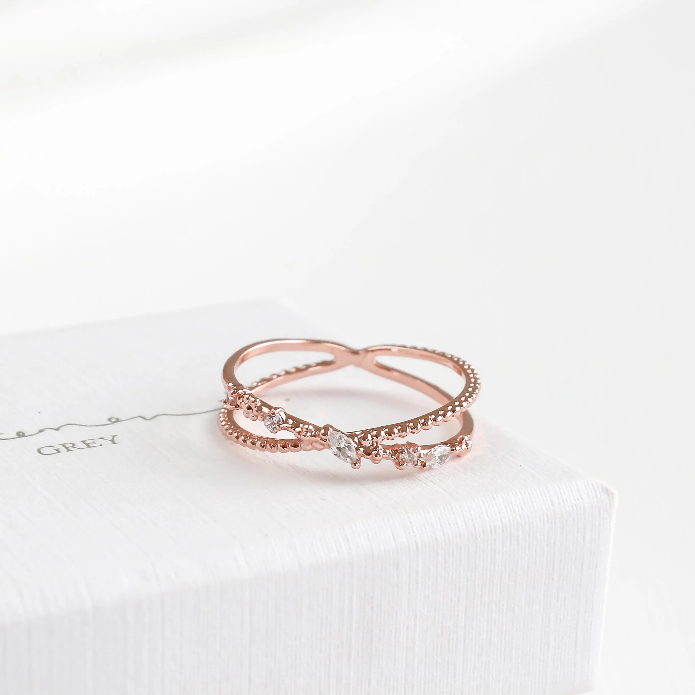 Lucia Ring