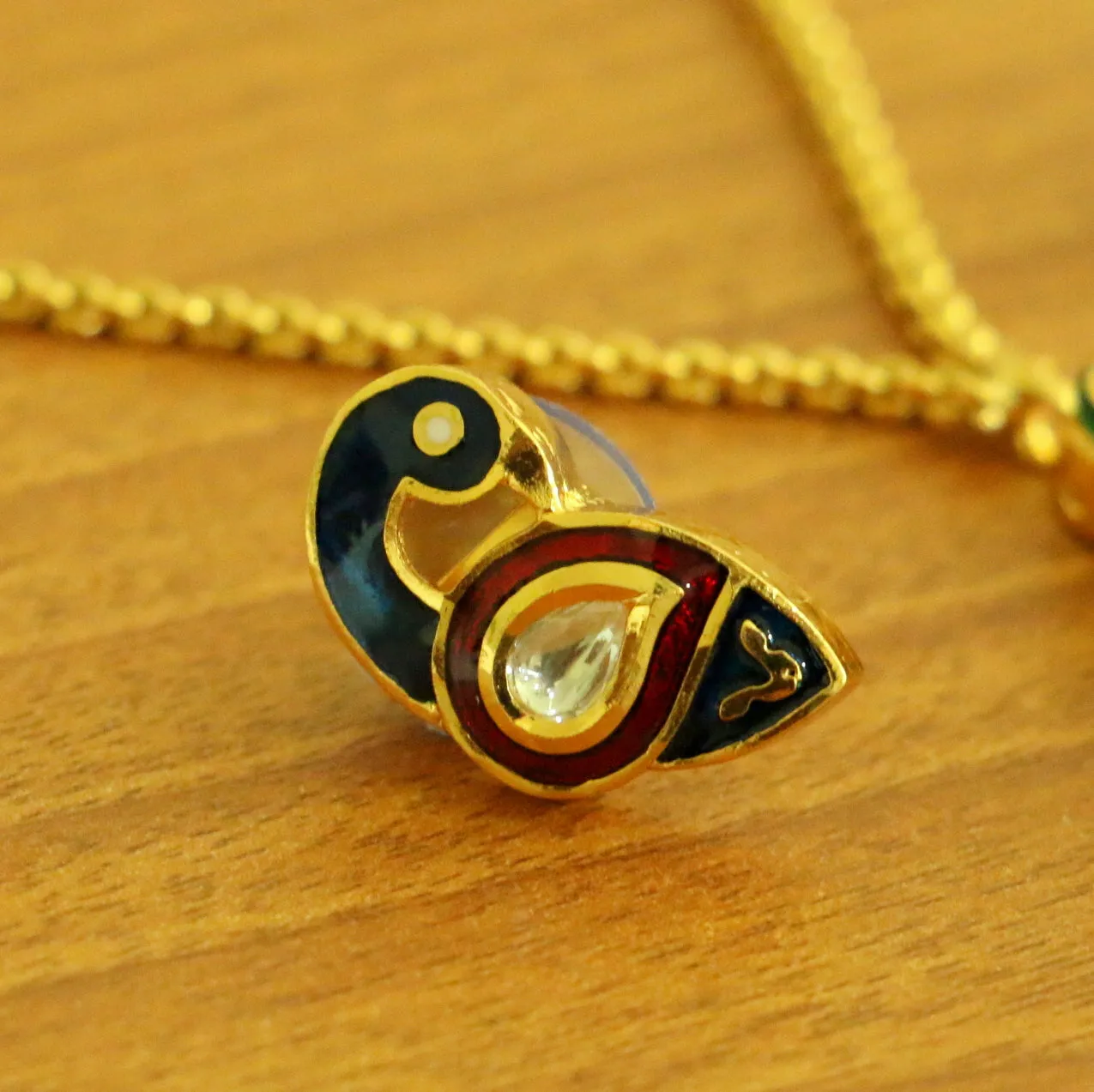 MULTICOLOR PEARL PENDANTS