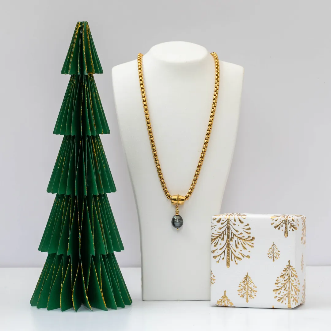 Naomi Necklace