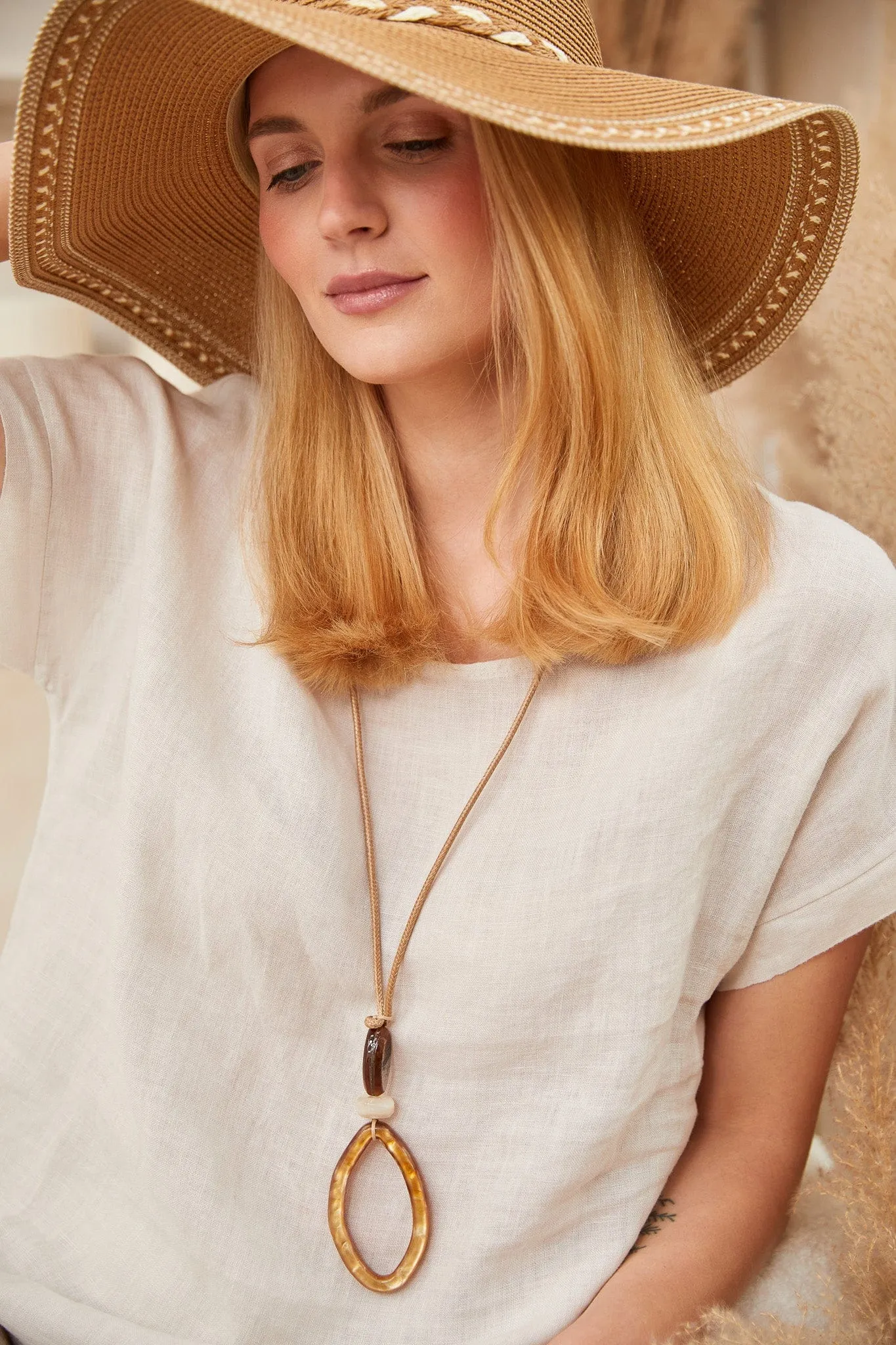 Naomi Oval Necklace