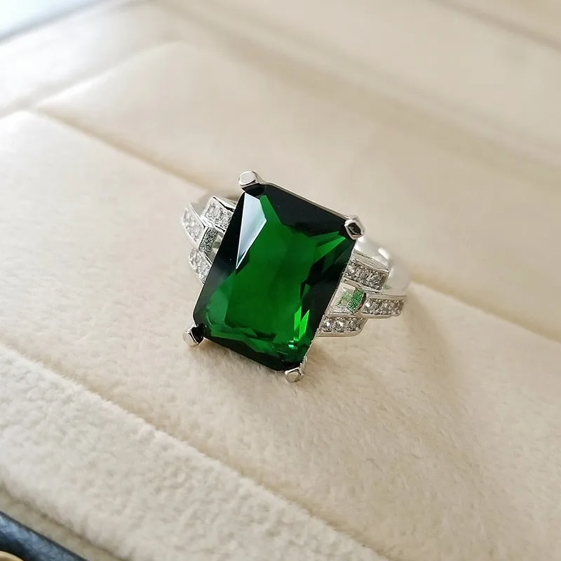 NEW ARRIVAL -  Elegant Designer Green rectangle cut AAA  Quality CZ Diamonds Luxury Rings