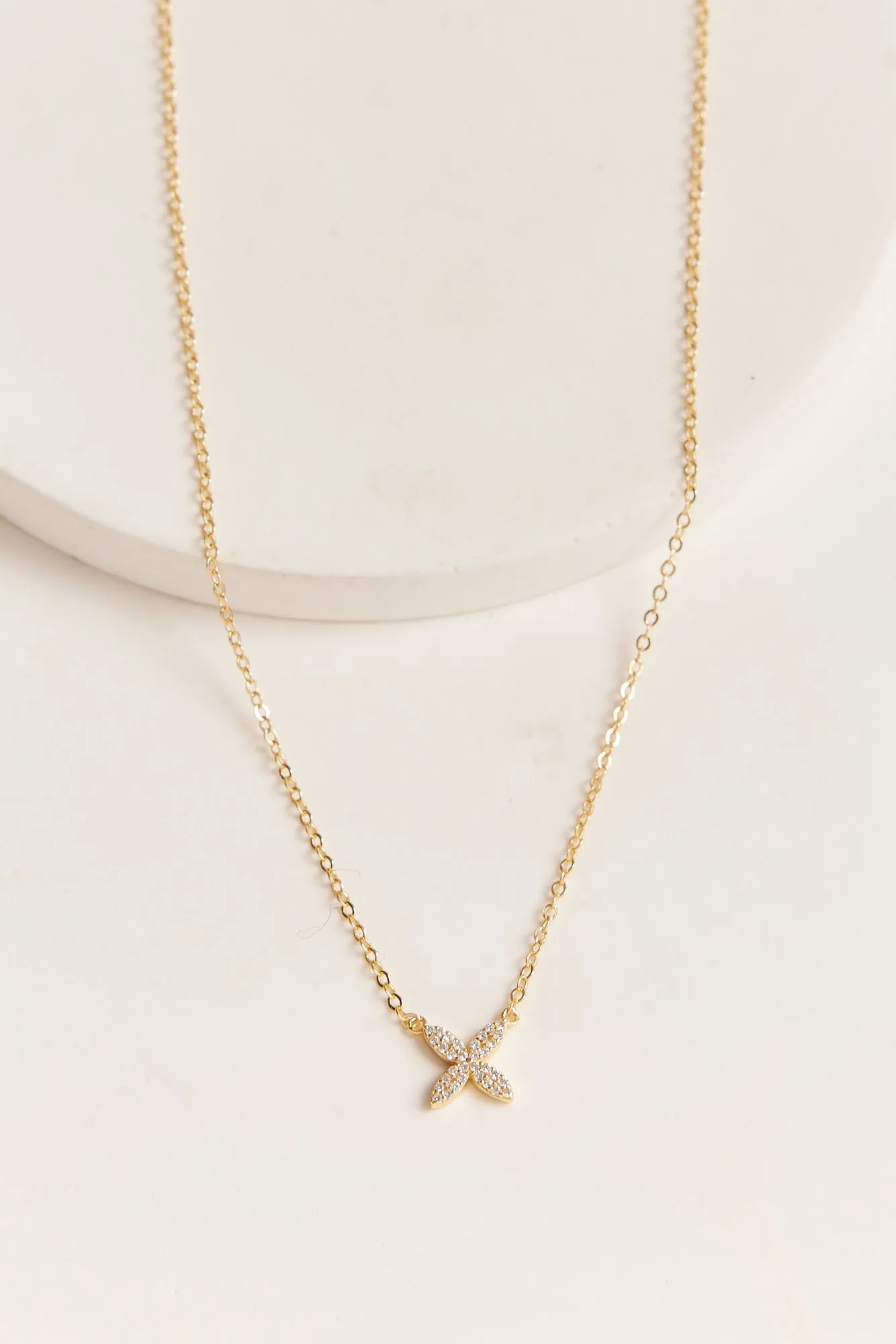 Nora Necklace Gold