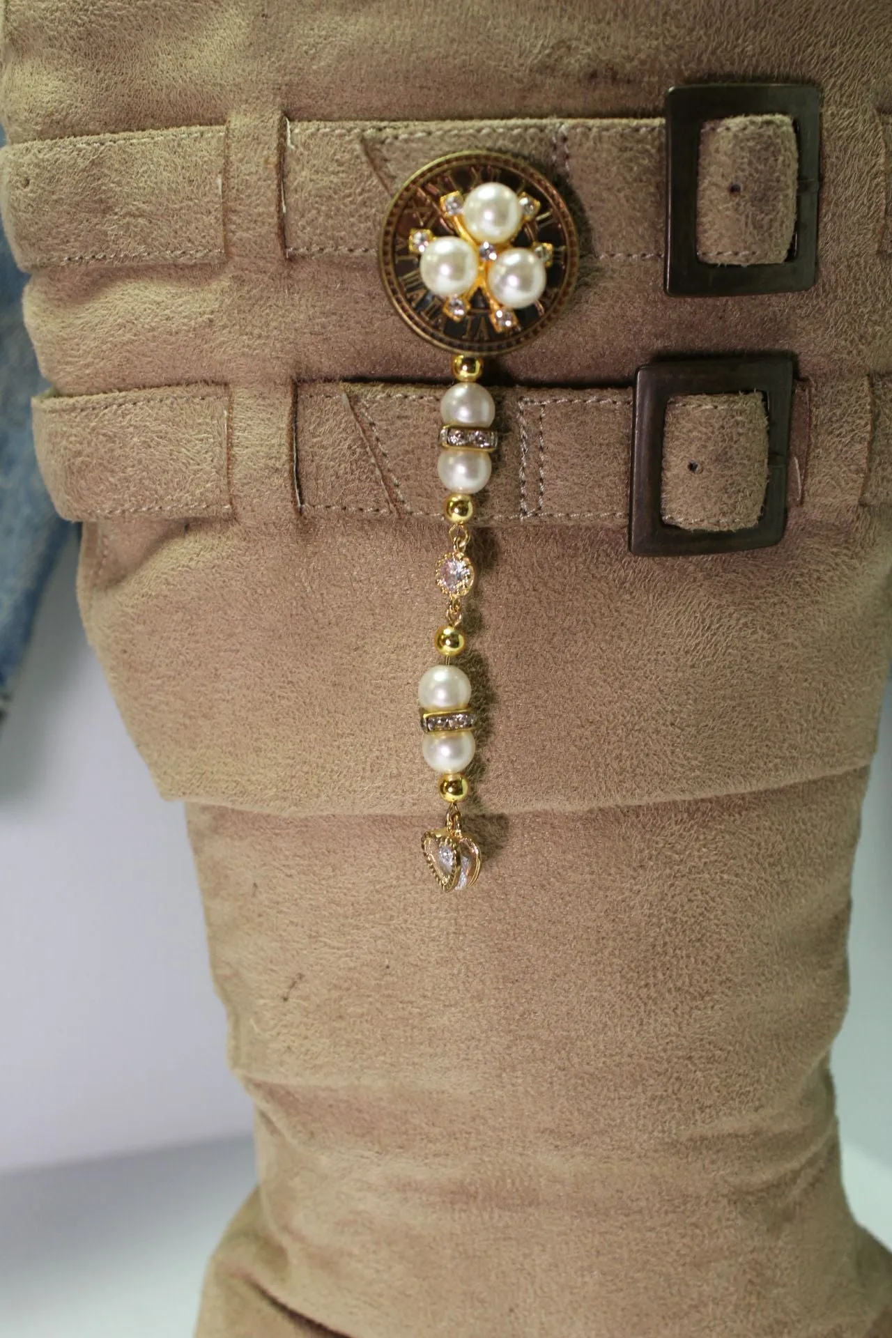 Pearl Steampunk Clock Necklace Clip by BOHO Bling