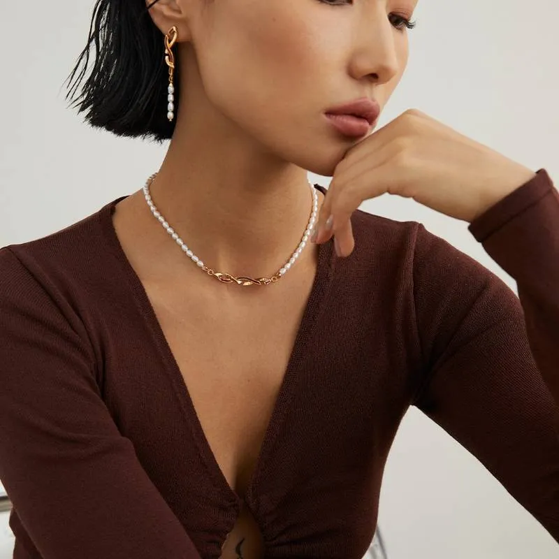 Ribbon Freshwater Pearl Choker in Gold Vermeil