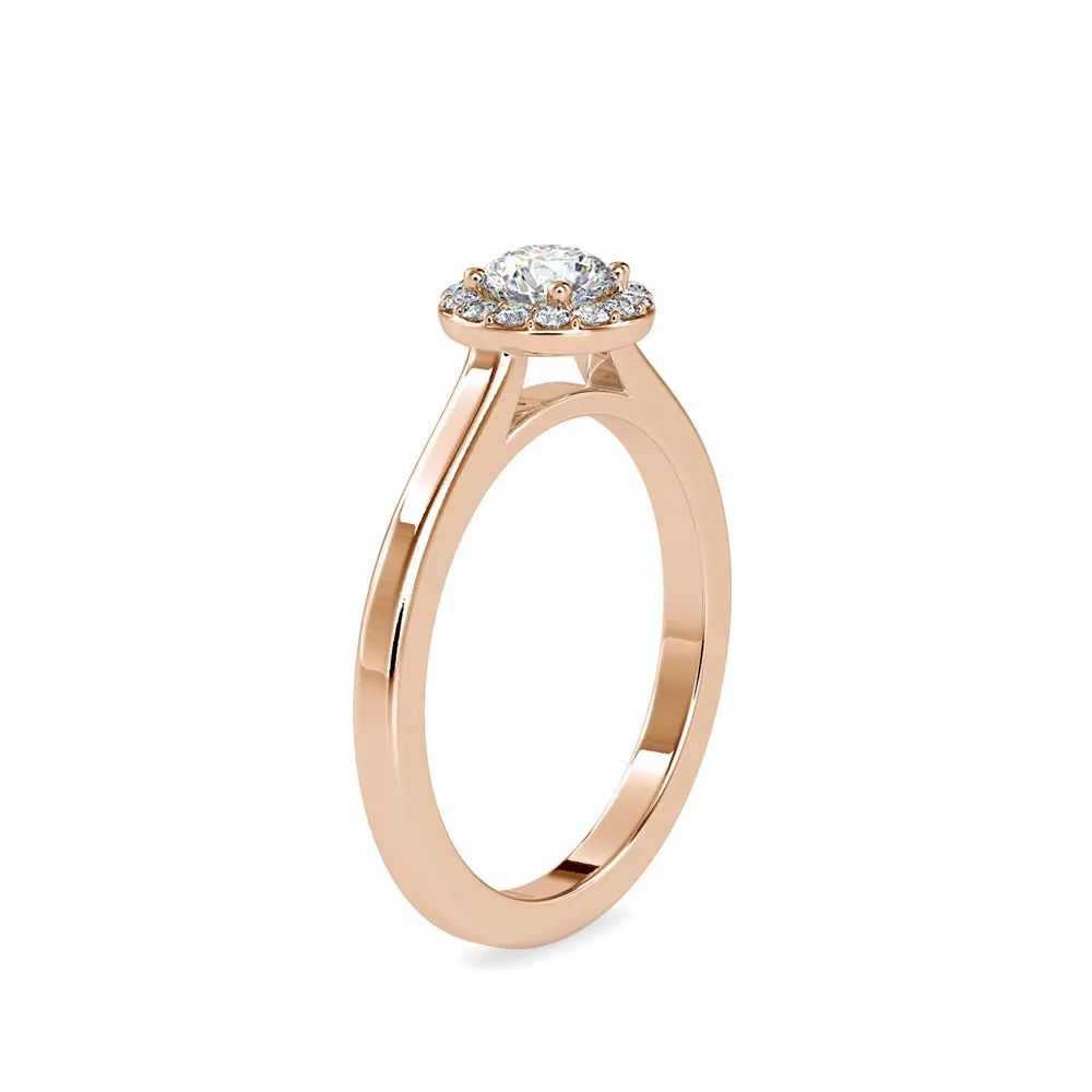 Round Brilliance Halo Diamond Ring