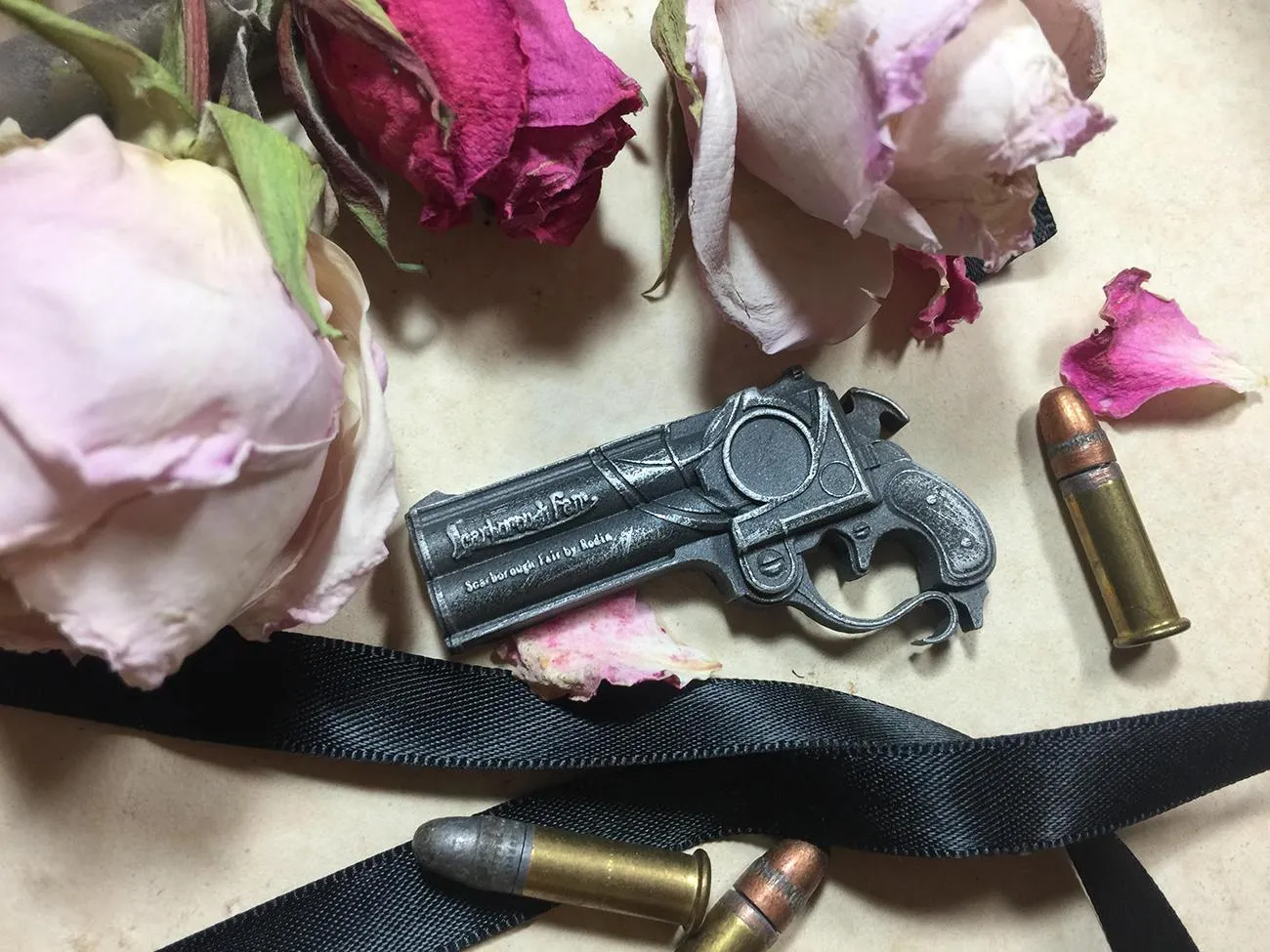 Scarborough Fair Gun Keychain / Necklace - Bayonetta