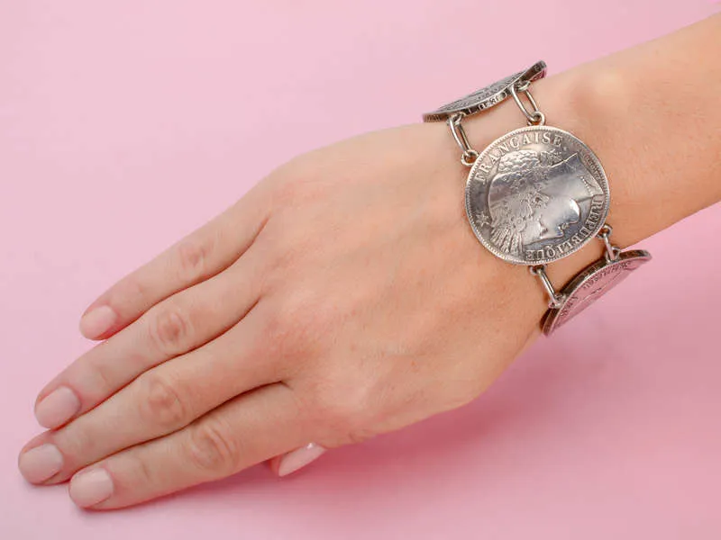 Serious Chic - Weighty Huge Coin Bracelet