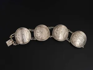 Serious Chic - Weighty Huge Coin Bracelet