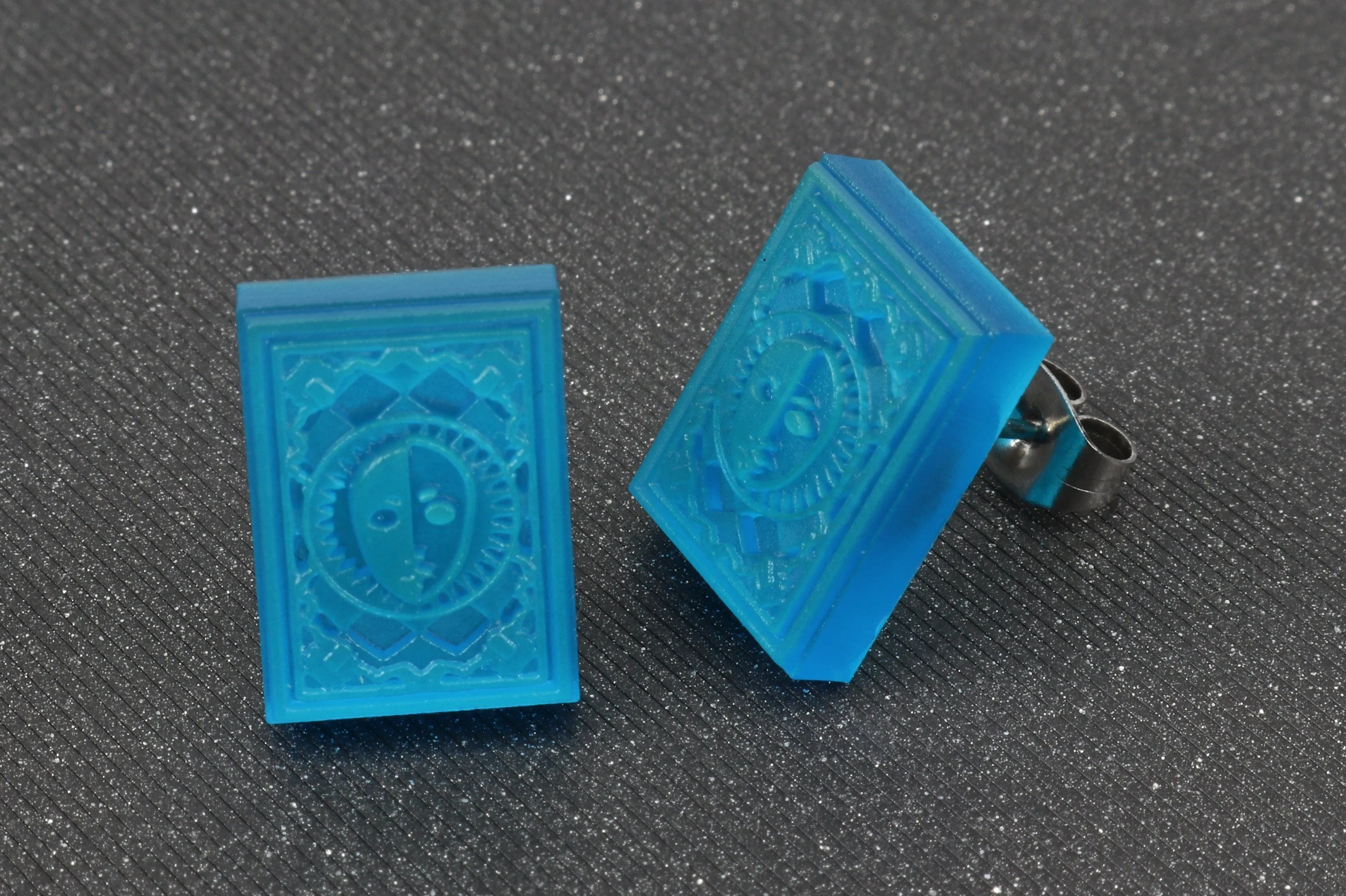 Shuffle Time Glow Earrings - Persona 3 Reload