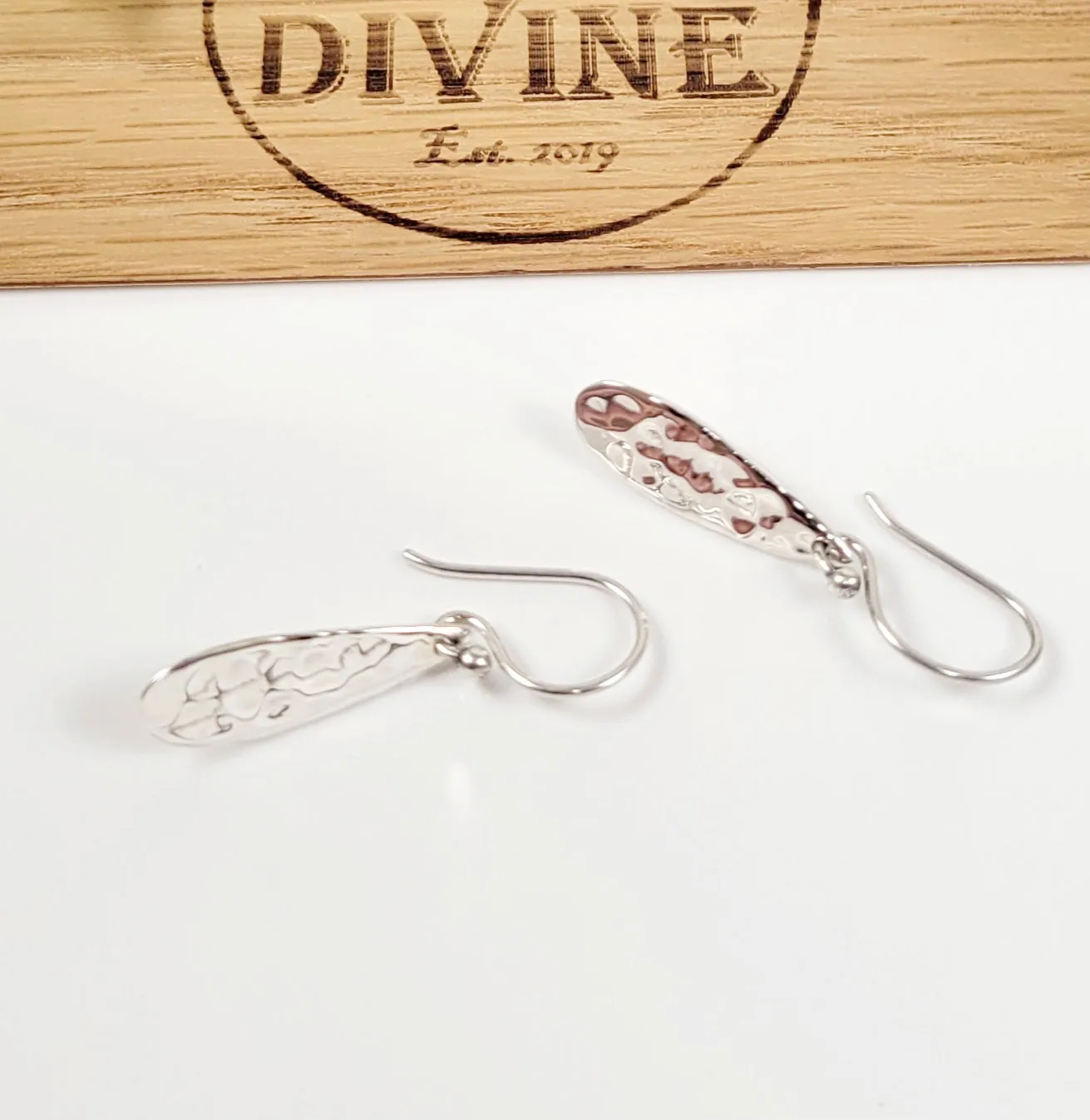 Sterling Silver Teardrop Dangle Earrings, Dainty Hammered Finish Earrings, Minimalist Teardrop Design, Handcrafted Elegant Earrings