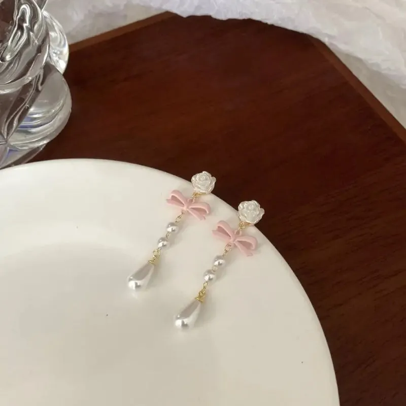 Stylish Flower Bow and Pearl Drop Earrings