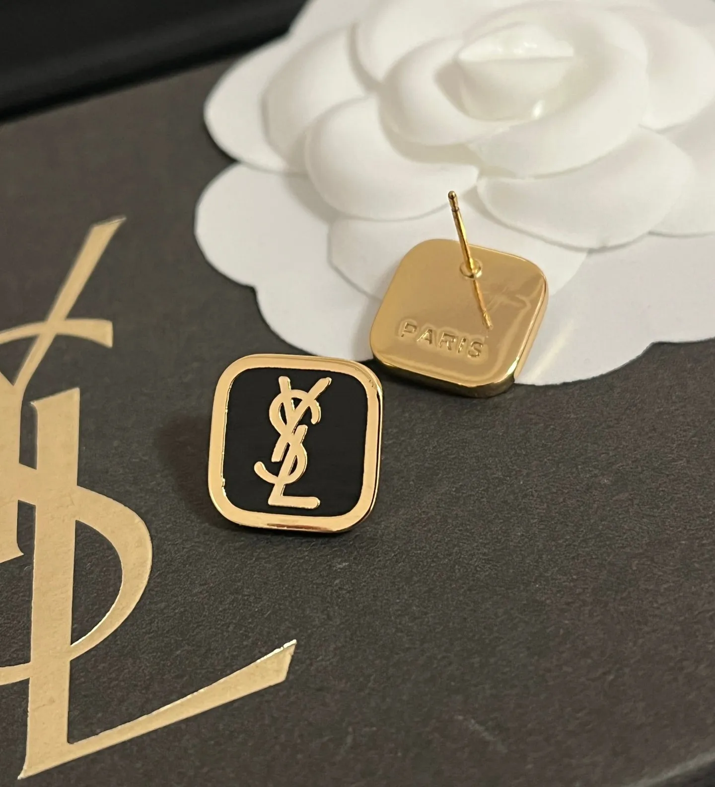Stylish  simple VZ earrings