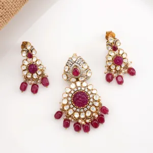 Stylish Victorian Pendant set