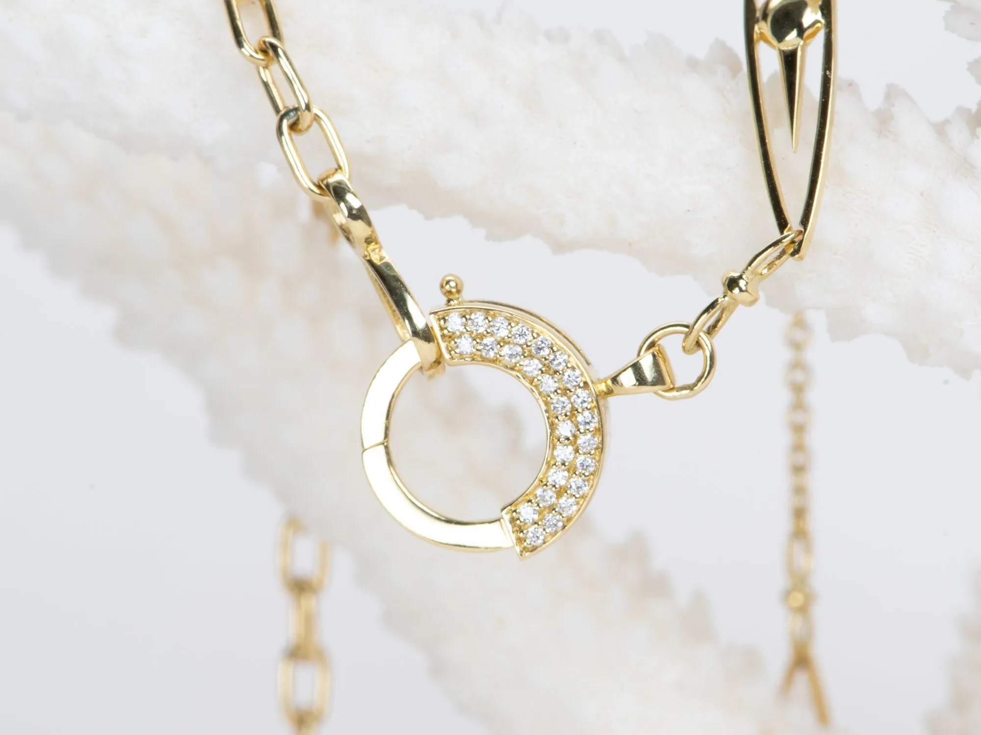 Unique 23" 18K Gold Chain Necklace with Diamond Spring Gate Clasp R4453