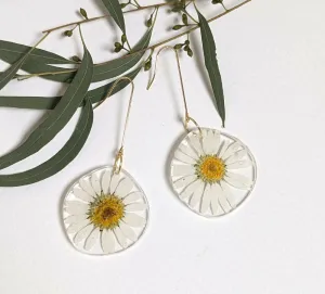 White daisy long hook